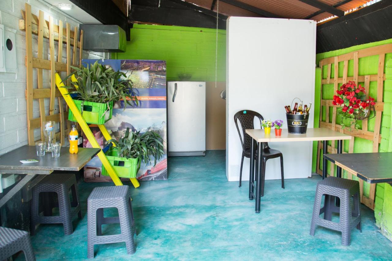 Spring City Hostel Medellín Dış mekan fotoğraf